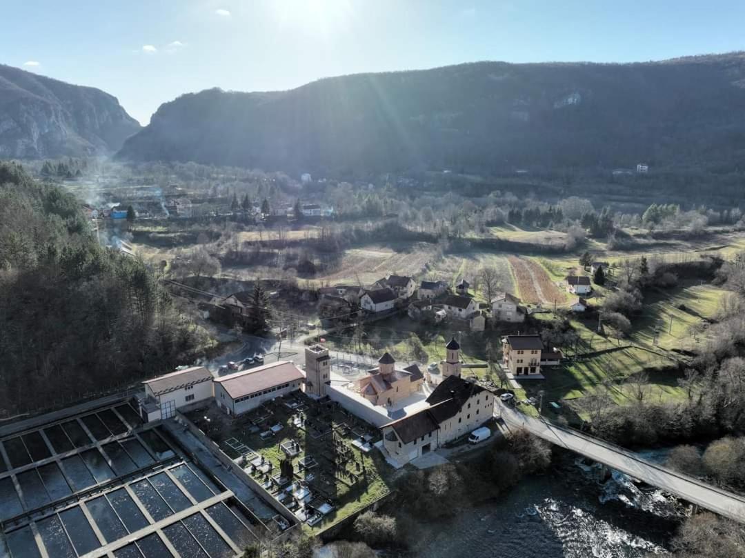 Apartments Martin Brod Zewnętrze zdjęcie